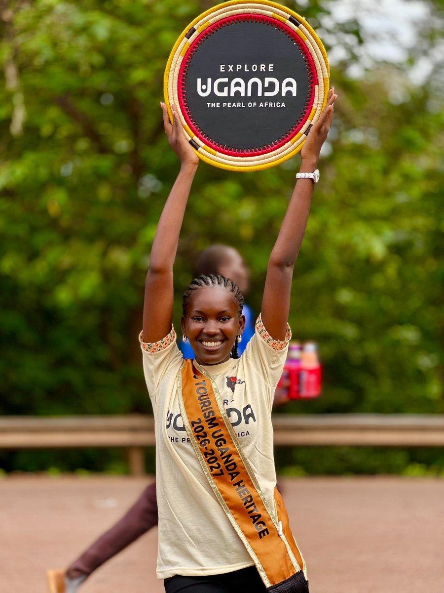 Queenrahmah2026's tweet photo. Behind me is the busiest high way in Uganda. Do you know why?? Well your soon to find out. Stick around for the journey to Mbale for world Tourism day. #WTD #Mbalecity #MissTourismUganda2026 @MTWAuga @misstourismuga @Tourismboardug https://t.co/qbM1vLqxAo