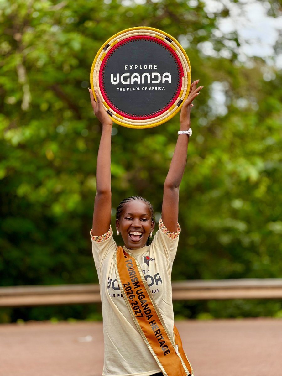Queenrahmah2026's tweet photo. Behind me is the busiest high way in Uganda. Do you know why?? Well your soon to find out. Stick around for the journey to Mbale for world Tourism day. #WTD #Mbalecity #MissTourismUganda2026 @MTWAuga @misstourismuga @Tourismboardug https://t.co/qbM1vLqxAo