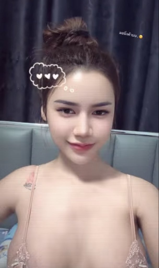 MikaSharlevr's tweet photo. ครีมพรีเมี่ยม เนียนจริง
บอกลาวิธีแต่งหน้าแบบเดิมๆ
ใช้แค่ตัวเดียว บำรุงกันแดด 

ไม่ต้องง้อแป้ง กันน้ำกันเหงื่อ
ไม่อุดตันรูขุมขนไอดี dsurt_14

#รับงานสัตหีบ #สัตหีบ🐄🤍🤍 https://t.co/iaoMCUU20j