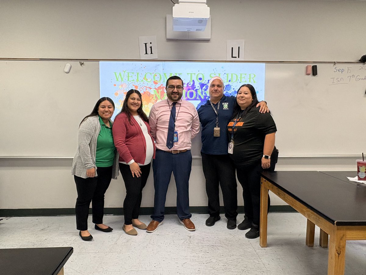 epalomares_SMS's tweet photo. Thank you to @Slider_Middle for the warm welcome and also to @SliderStuCo for the sweet surprise. Excited for this new journey ahead. #StallionsLeadTheWay https://t.co/e0Q2DPKNHS