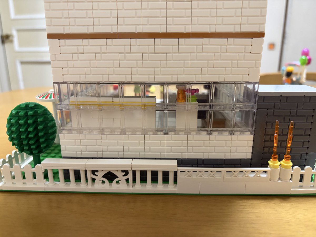 LEGOmamiOsaka's tweet photo. #レゴフレンズ　
#ＬＥＧＯフレンズ
#LEGO
#レゴ
#団地
#お家つくるのん好き
#実家
#LEGOHOME
#レゴホーム
#LEGO好き
#レゴ好き
#孫とLEGO
#AI作品をいつかは超えたい💪 https://t.co/0N4NyNJRxB