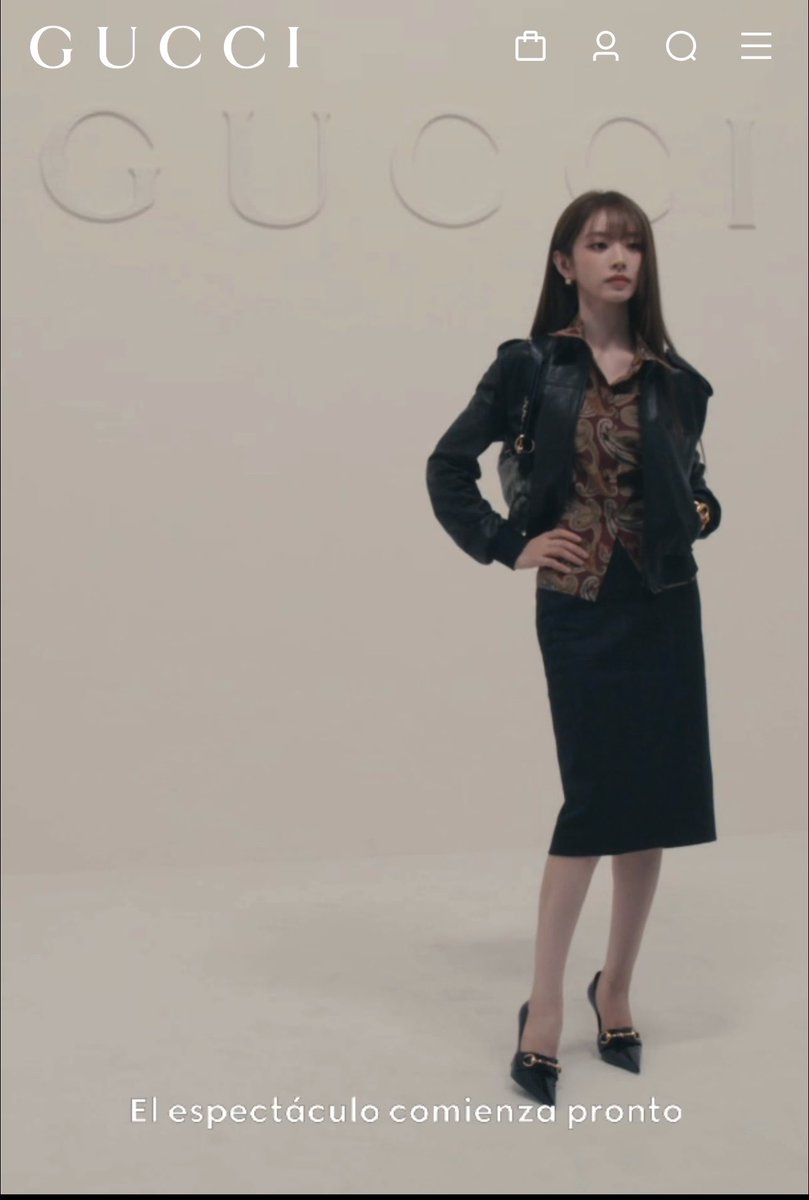 TVenthusiastic's tweet photo. Watch Live #GucciTheStoreShow from Milan, Italy. 

Gucci official Website.

Got our Queen in a Video.🙂‍↕️😁🫡🙌🏼👏🏼
#TianXiwei https://t.co/G3K0hHWFUj