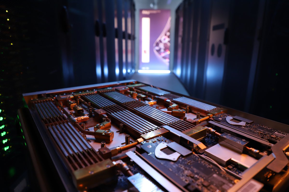 MegwareComputer's tweet photo. 🎥 New video in progress.
Stay tuned for the upcoming clip. 👀

@sommerco #VideoContent #ComingSoon https://t.co/wY8FvyDgEV