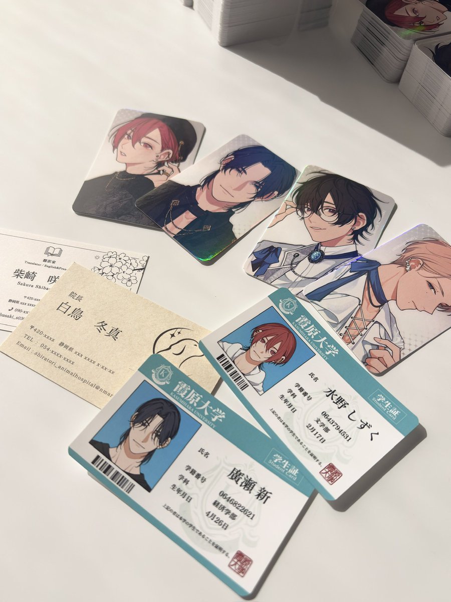 N_marupo's tweet photo. 締切やばやばなのに現実逃避したくてずっと梱包してた　新刊セットのカードたち https://t.co/1YhlFS1whb