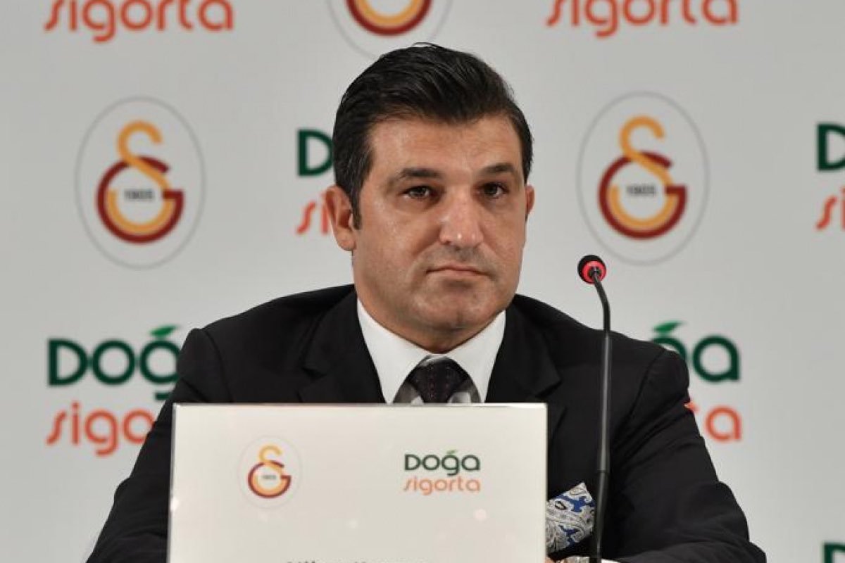 Fenereditor's tweet photo. Murat Ağırel: "Fon soruşturması kapsamında tutuklanan Emre Tezmen’e Savcılık sorgusunda MASAK raporuna dayanılarak şu soru yöneltiliyor:

“28.08.2026 tarihinde Özen Kuzu’ya tek işlemde 1 milyar 159 milyon 772 bin 59 TL gönderdiğiniz görülmektedir. Bu ödemenin kaynağı nedir?”

Verilen yanıtta ödemenin Prive Sigorta’nın satın alımlarıyla ilgili olduğu belirtiliyor.

Peki Özen Kuzu kim?

Kuzu Toplu Konut, Kuzugrup GYO’nun yüzde 72’sine sahip. Tera Yatırım da aynı şirkette yüzde 3 pay sahibi. KAP’taki güncel ortaklık yapısı bunu gösteriyor. 

Galatasaray’ın resmi sitesine göre Özen Kuzu yönetim kurulu üyesi.Kuzu aynı zamanda 2021-2022 döneminde Galatasaray Sportif AŞ Yönetim Kurulu üyeliği yaptı. 

Diğer tutuklanan Nihat Kırmızı ise  Doğa Sigorta Yönetim Kurulu Başkanı ve İstanbul Topkapı Üniversitesi Mütevelli Heyeti Başkanıydı.Aynı zamanda Galatasaray Sportif AŞ Bağımsız Yönetim Kurulu üyesi.

Bu kişi aynı zamanda Belçika’nın Westerlo isimli kulübünün  de sahibi.

Westerlo ismi gazeteci Burhan Can Terzi’nin gözaltına alınması sırasında da gündeme gelmişti."