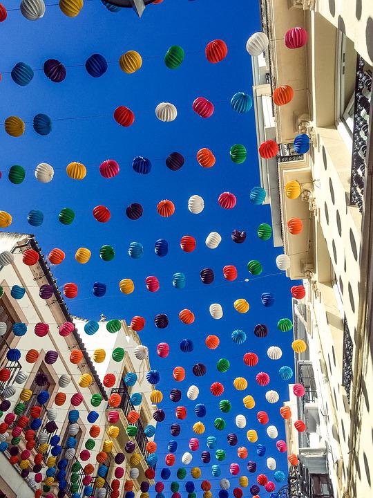 TMBinfo's tweet photo. 🎊 Avui comencen les festes majors de:
🎉 La Barceloneta, fins al 05/10
🎉 Montbau, fins al 04/10
🎇 Continua la FM a:
🎉 Pedralbes, fins al 27/09
🎉 Els Indians, fins al 27/09
👉 T'hi apropem amb 🚇 #metrobcn o #busbcn 🚌:
ℹ️➡️ https://t.co/MBAaLHKP0t https://t.co/JKV1J6aacD