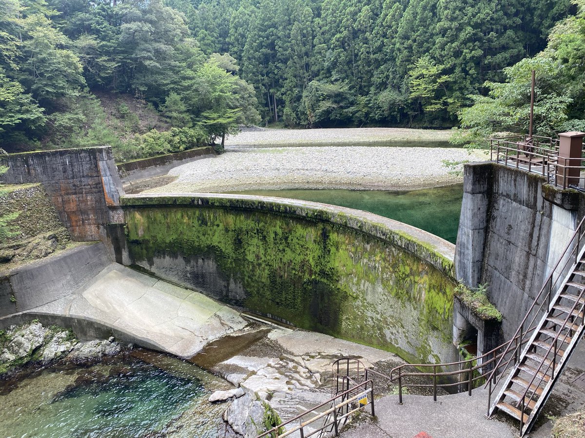 ahotari1819's tweet photo. 合計207基目、奈良県 奥里ダムにチェックイン！ #DamApp

水がキレイ。。

越流してるところが見たかった。。 https://t.co/RDHRtjvKXk