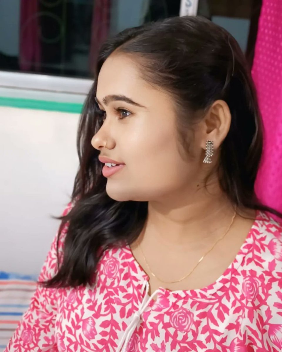 MohamedRelpbkp's tweet photo. তুমি জানতেই পারোনি, তোমায় কতটা ভালোবেসেছি। https://t.co/gpSOTsMDDd