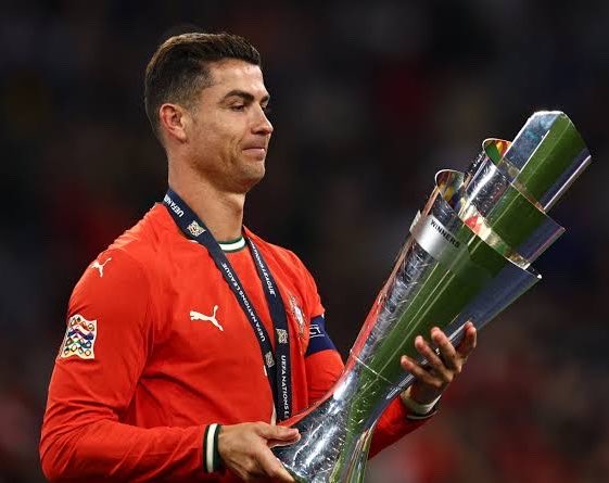 90MinutesHQ's tweet photo. 🚨🗣️ Cristiano Ronaldo: “They say I take the Nations league too seriously than the World Cup? — Perfect. I want to be known as the guy who dominated the champions league and Nations league.” https://t.co/7E6zrMUzUg