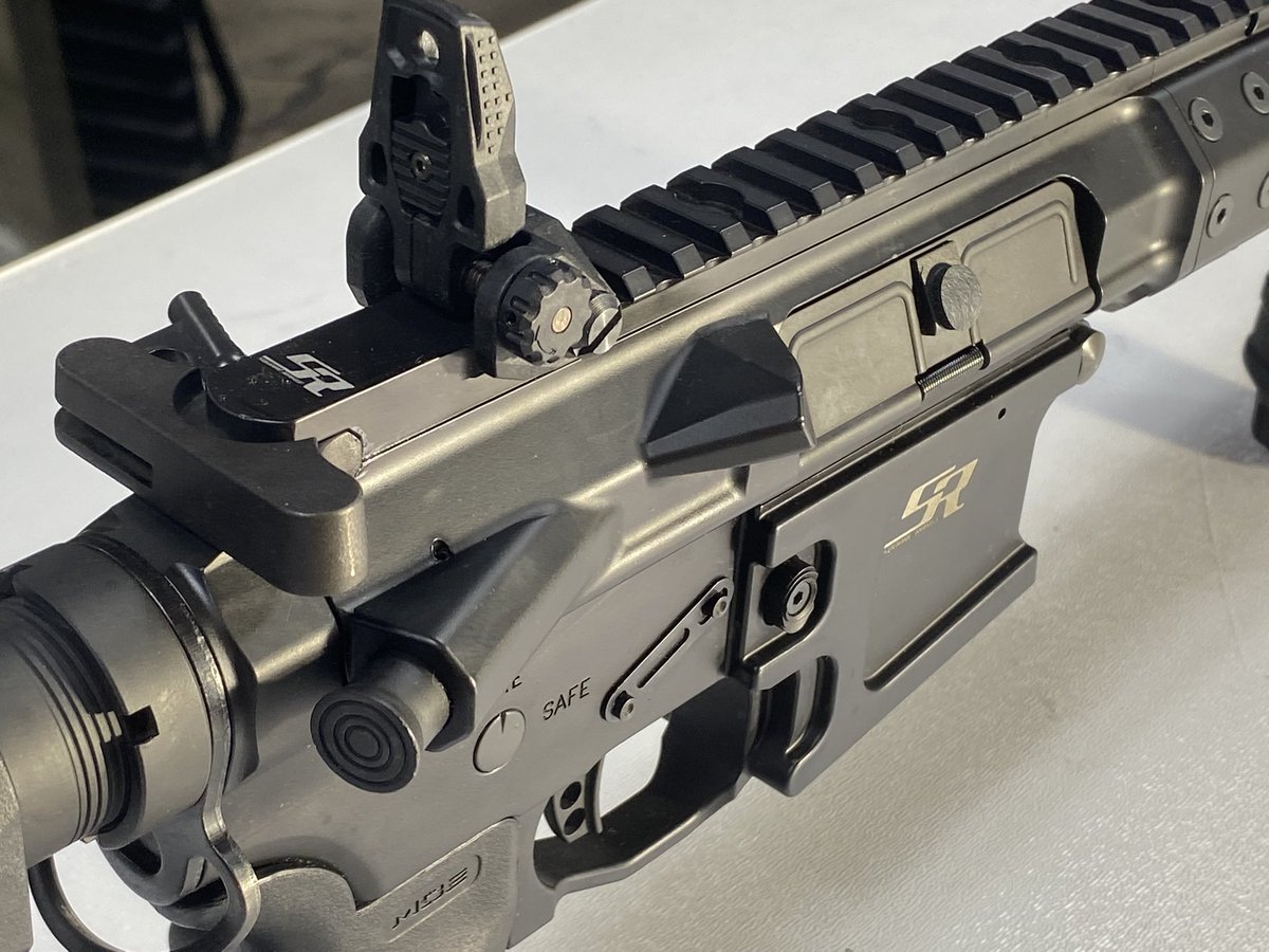 SquareRange's tweet photo. KSC Mega MKM AR-15 GBBR
不具合のあるパーツの交換とメンテナンスをしました✌️😄

#SquareRange #シューティングレンジ #ガスブロ #KSC #MEGA https://t.co/r3zxcPV3oI