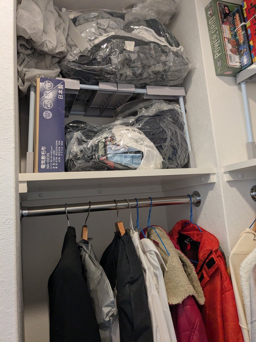 331_331_331_'s tweet photo. 引っ越ししてしばらくして色々配置を考えつつ https://t.co/LhuCVP187s