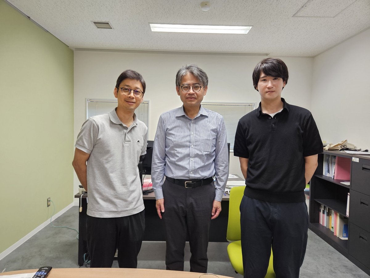 YoshimiLab_KU's tweet photo. 日本癌学会に合わせて、田口先生の恩師である東京大学の山田泰広先生が訪ねてくれました！たくさんアドバイスをいただき気持ちが引き締まりました。 https://t.co/FVFkpjqXSS