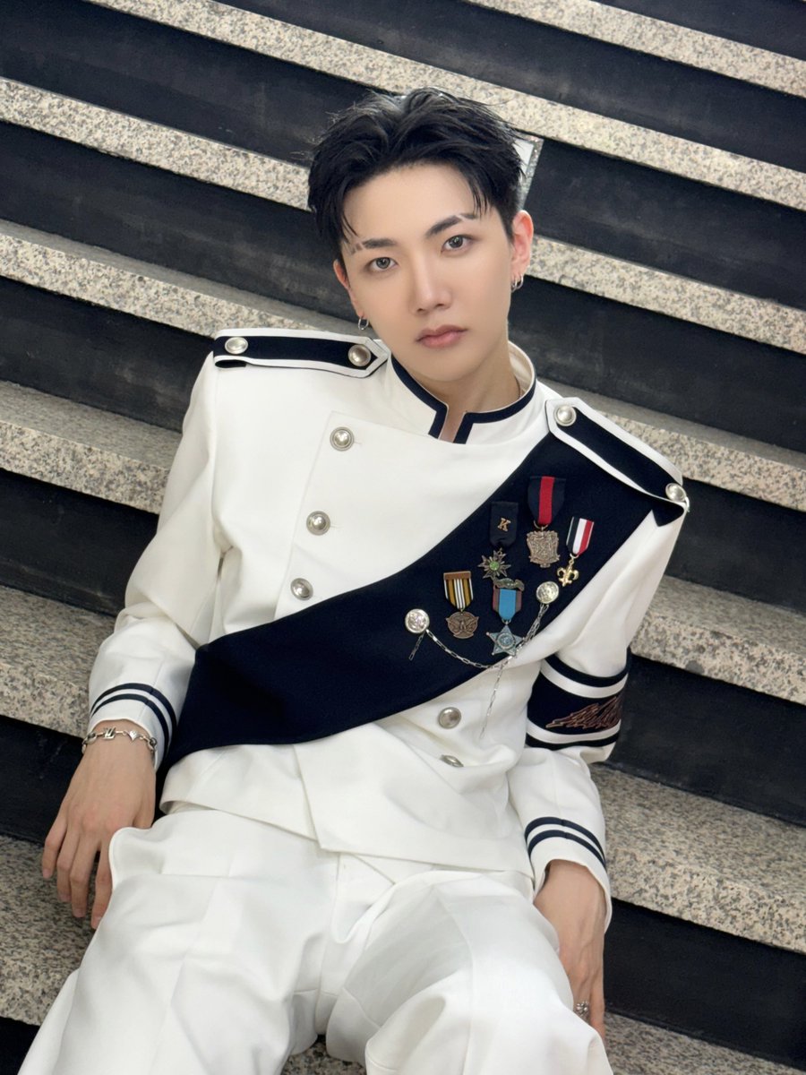 HyunbinMinjeFan's tweet photo. ∴ #HYUNBIN ∵ Twitter ∴ 250926 ∵
⋯⋯⋯

❤️❤️

#ALL_H_OURS #올아워즈  
#HYUNBIN #현빈
⋯⋯⋯
@at_ALL_H_OURS
#🪀 https://t.co/SXsuyLOB2A