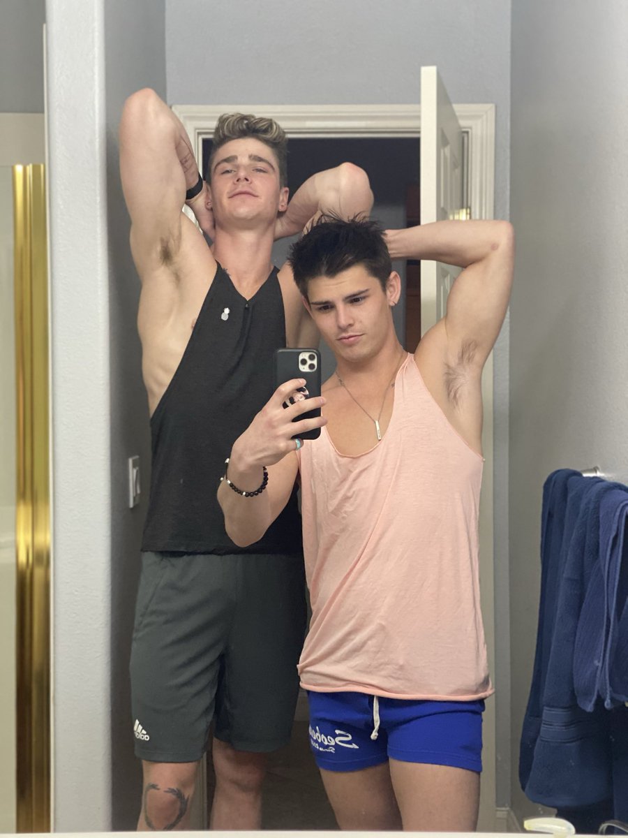 travisstevenz's tweet photo. ☹️☹️☹️☹️☹️☹️☹️ https://t.co/2ySZyYlxtG