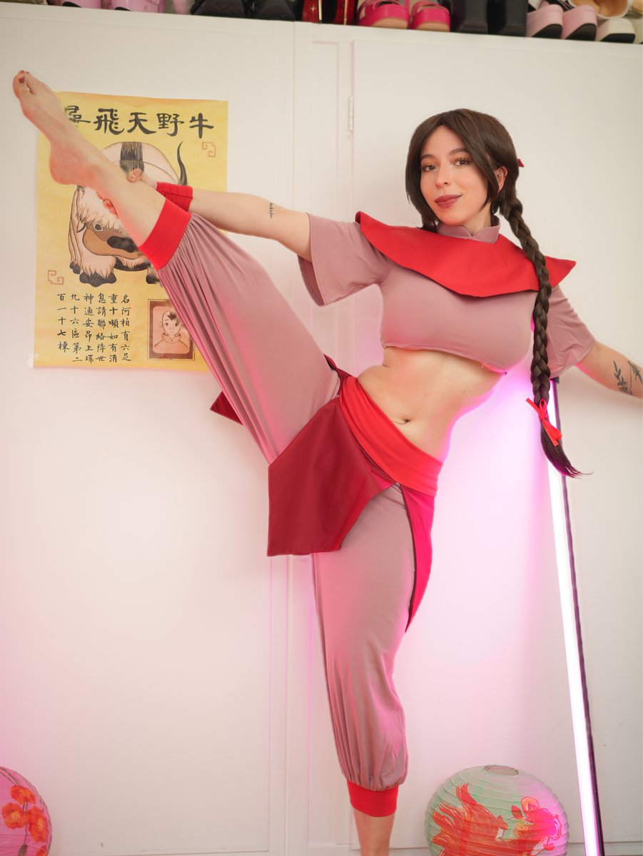 Cyber_Chloee's tweet photo. Want to pin me after this pose? https://t.co/xVxXsMS03o