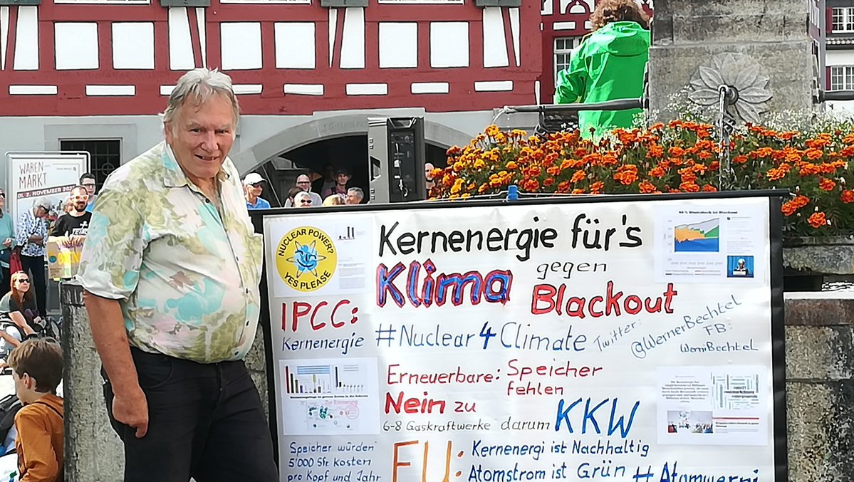 WernerBechtel's tweet photo. Wieder einmal ist
#Klimastreik #FridaysForFuture 
Die Polizei @KapoZuerich  hat mich #AtomWerni weggewiesen in Zürich
somit Verstossen gegen
Klimaschutz, Meinungsfreiheit, Demonstrationsrecht, 
Wohlstand, Industriestandort, 
sowie gegen Leib und Leben https://t.co/PH5OyW6b3P