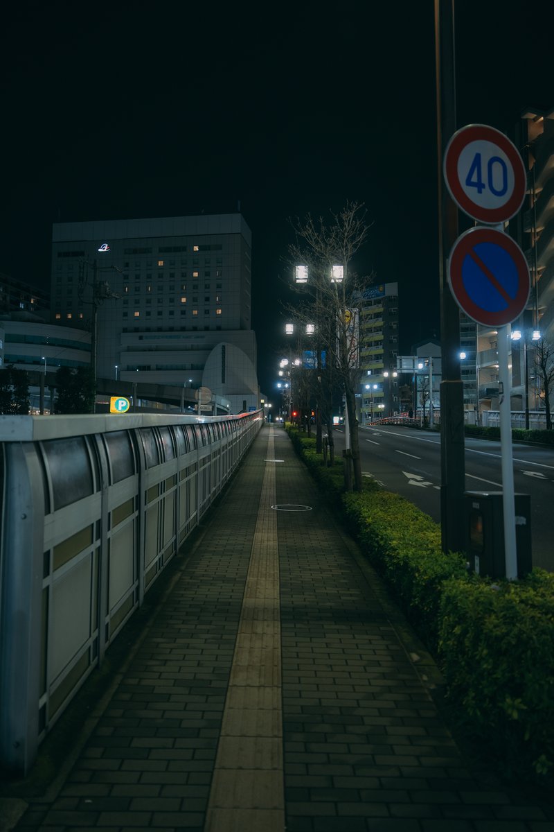 imari33_photo's tweet photo. Chill night vibes in Japan https://t.co/7SQsYMZvdf