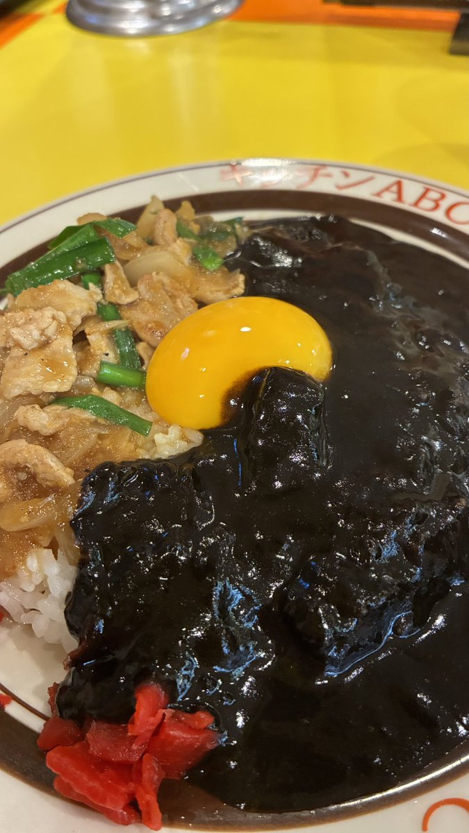 gaa_taro's tweet photo. ええっと…来てたの？いつ？
私この前行ったよ？
 https://t.co/747hIO09qt https://t.co/vUZeNmImqh