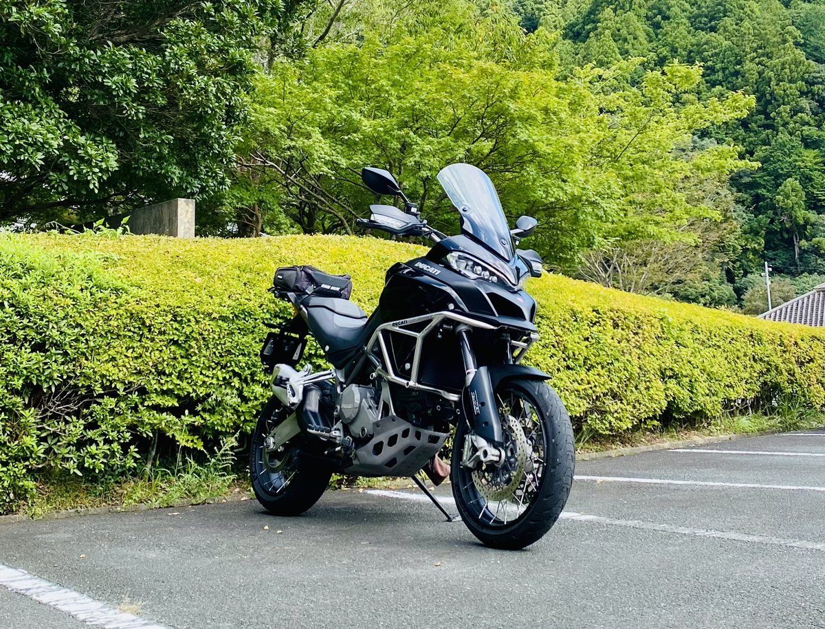 OutmostRider's tweet photo. 週末は天気ビミョーなので
ちょっとだけ走っておこう https://t.co/f5IXMHd7cU
