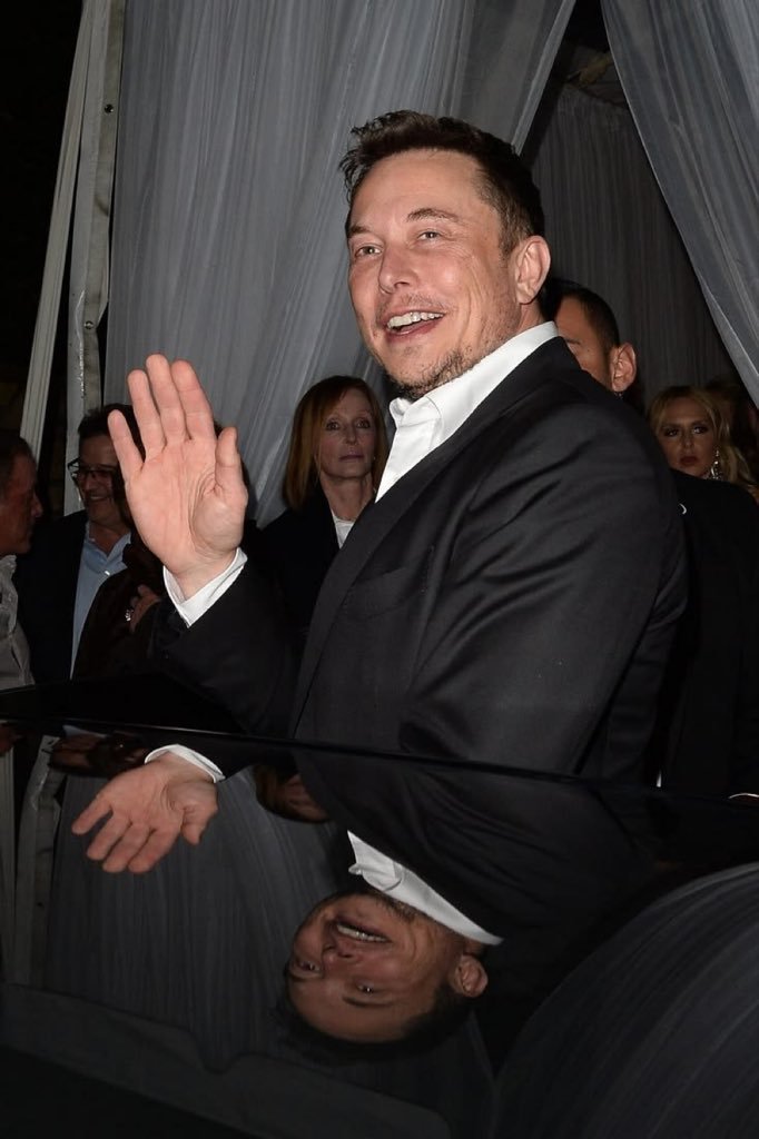 Elona_Tech_CEO's tweet photo. You just won a brand new Tesla... Is that you??? 🚀
#Tesla #TeslaDaily #TeslaTech #SpaceX https://t.co/RmU6Lf9T67
