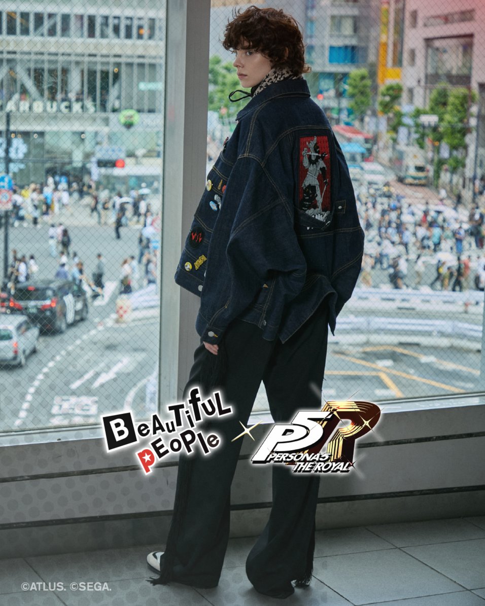 SEGA_OFFICIAL's tweet photo. 10月2日(金)、『ペルソナ 5 ザ・ロイヤル』と「beautiful people」の、コラボレーションアイテムが発売。

「#P5R」を通して描かれる複数の側⾯を「beautiful people」が培ってきた、洋服に複数の可能性をもたらす「ハウスコード」によって表現しています。

SEGA STORE TOKYO/OSAKAでは10月2日(金)10時より店頭にて販売開始となります。また、SEGA STORE SHANGHAIでは10月2日(金)11時より予約開始予定です。

#P30th #beautifulpeople #ビューティフルピープル @Atlus_jp @bp_officialsite