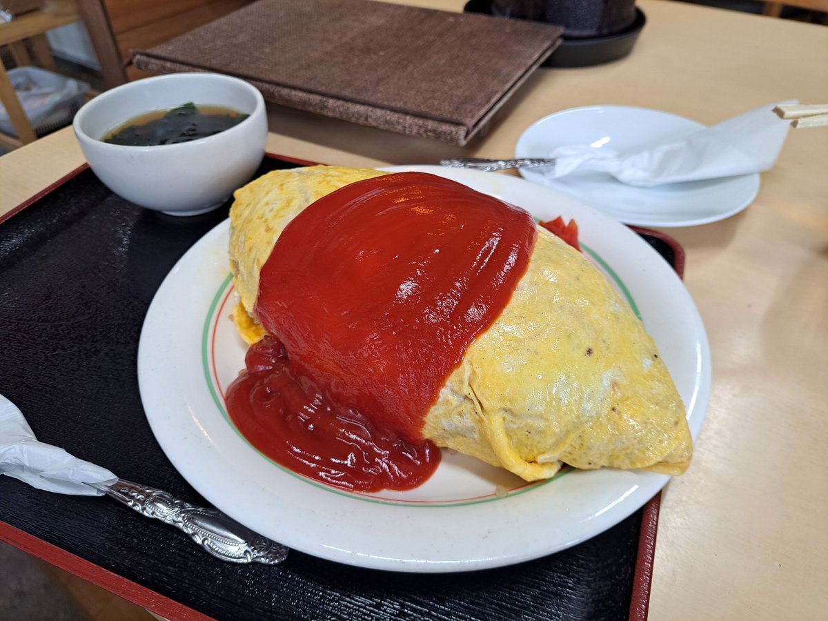 ojg2xv's tweet photo. 白山市笠間町にあるデカ盛りの名店、北野食堂へ
カツ丼��盛りとオムライス大盛りを注文。

個人的には同じ白山にある、こいしやの方が味は好みですが、安くお腹いっぱい食べるならココへ😼
ごちそうさまでした😌

#白山市笠間町
#デカ盛りグルメ
#北野食堂 https://t.co/sLVhvOCaC6