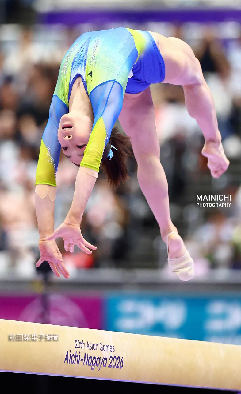 毎日新聞写真部 в X: „アジア大会の体操女子種目別平均台決勝であり