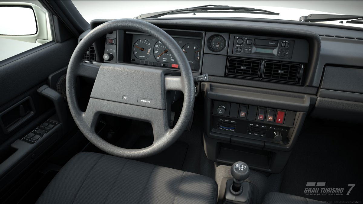 tim_ootori's tweet photo. また一台、変な車が生まれてしまった・・・(ボルボのファミリーワゴンにV8チューンドターボエンジンを積んで1200馬力出るようになった)
駆動形式やボディ形状的によく滑りそう(まだ試してない https://t.co/6bkKGHBKHN