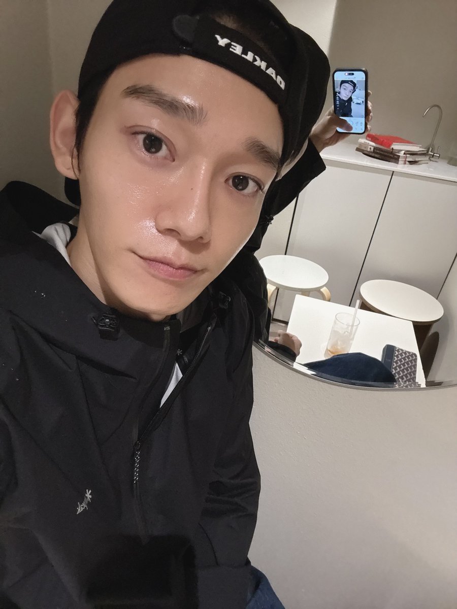 ForChenUnion's tweet photo. [260925] CHEN sent 🫧 
a total of 35 messages and 10 photos ❤️💬

Download and subscribe here: 📲https://t.co/6g3TY0pmBC
Please remember to be respectful when messaging.

#CHEN #첸 #김종대 https://t.co/PmXBXnnoqw