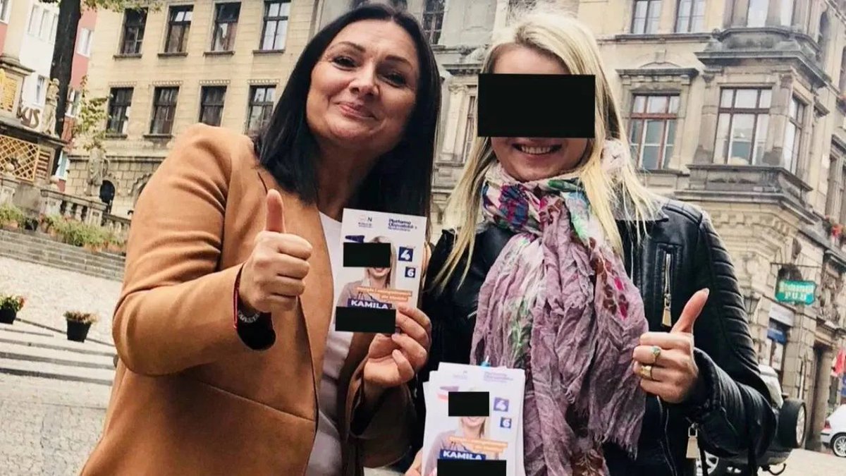 monikaborkow1's tweet photo. Pani @MHornaCieslak kilka pytań do Pani:
- Co RPD ma do powiedzenia na temat dzieci pedofilki z KO @Obywatelska_KO ?
- Czy zajmowała się Pani tą prawą? 
- Gdzie teraz są dzieci? 
- Czy to prawda, że po wybuchu afery dzieci przebywały z matką?
- Czy Pani biuro sprawdzało warunki bytowe dzieci, kiedy Kamili L i jej rodzicom przyznawano ekskluzywne mieszkania z puli mieszkań popowodziowych?
- Dlaczego nie wyrażała Pani publicznego oburzenia w tej sprawie?
-Dlaczego nie domagała się Pani odwołania @MWielichowska ?
- Nie pamiętam żadnego Pani wywiadu w tej sprawie i żadnej konferencji. Coś ominęłam? 
- Czy pedofilia jest dla Pani tematem tabu?
- Czemu nie domagała się Pani mocnego stanowiska od kobiet z #koalicja13grudnia ?
@AM_Zukowska @MagdaBiejat @a_dziemianowicz @KotulaKat @magdasobkowiak @M_K_Blonska @hennigkloska @barbaraanowacka @joannamucha @AGozdyra @KLubnauer @AGajewska @gajewska_kinga @MariaKatarzyna @JachiraKlaudia 
@donaldtusk @adamSzlapka @JanGrabiec 

Czekam na odpowiedź i zapraszam do #bitwapolityczna w @RepublikaTV ❗️