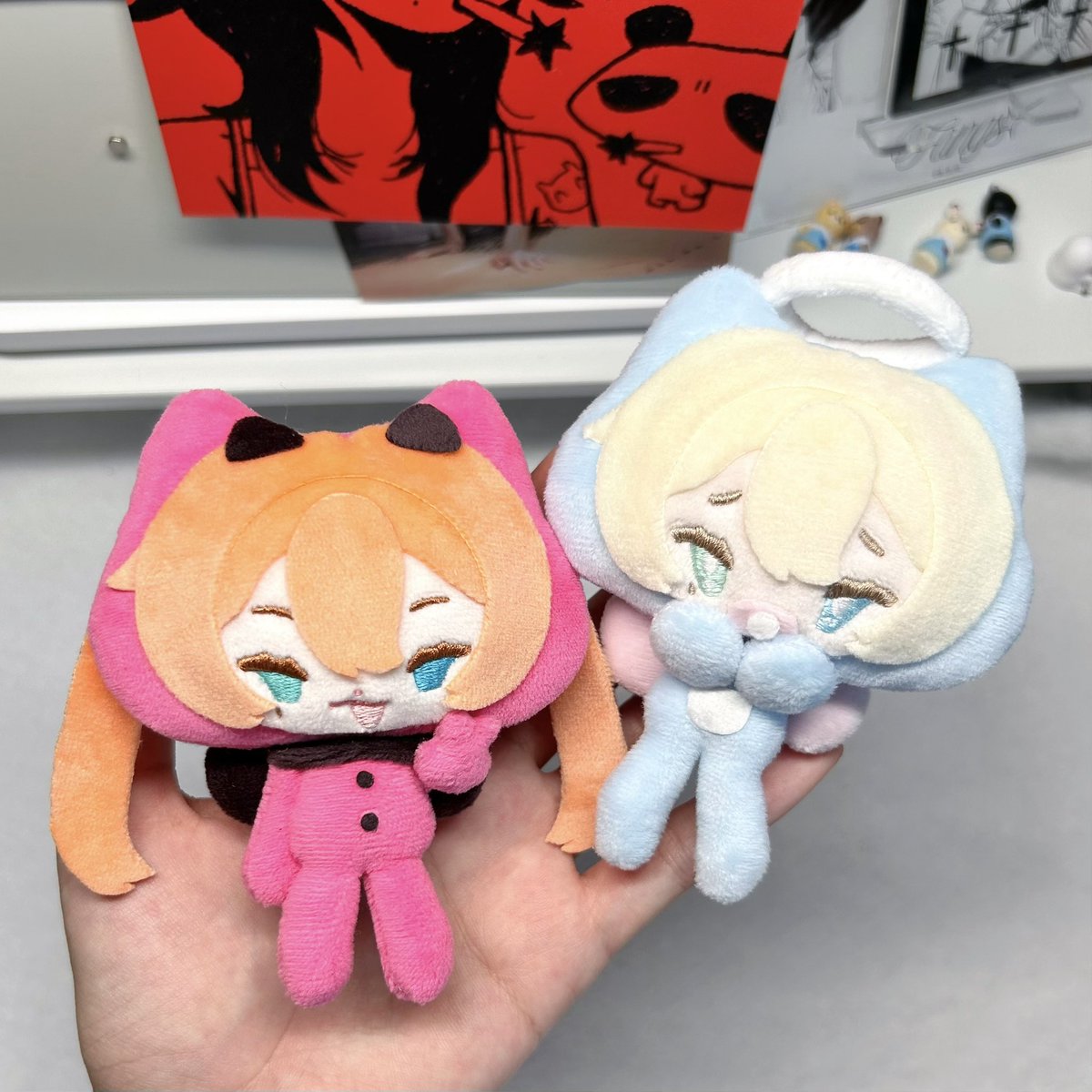 wal_sing_ham's tweet photo. 天使と悪魔
2.5d plushie commission https://t.co/H9mdOeMWwz