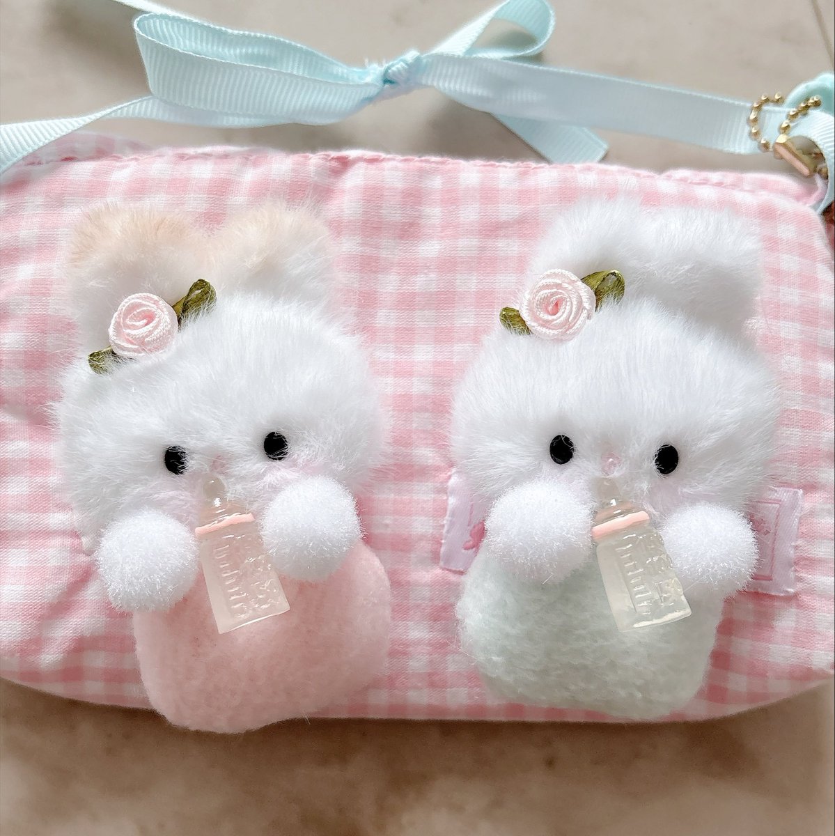 level_c21's tweet photo. 明日9/26(土）の21時からおすわりうさぎ（ナース）を販売します。
赤ちゃん🐰単品もいるよ♪
現在BASEでプレビュー中。
よろしくお願いします。
https://t.co/NbALvbfoCF https://t.co/FaD7mmoMfW