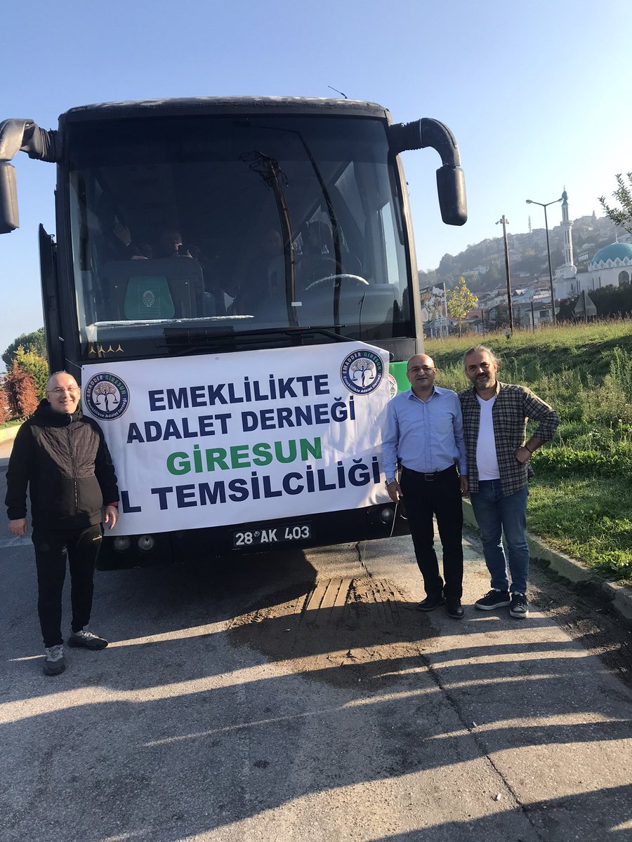UyarmaServisi's tweet photo. Ankara yolundayız Ankara ✊✊

@EmadDernegi
#KademeBizimHakkımız https://t.co/NGxfEwwqmA