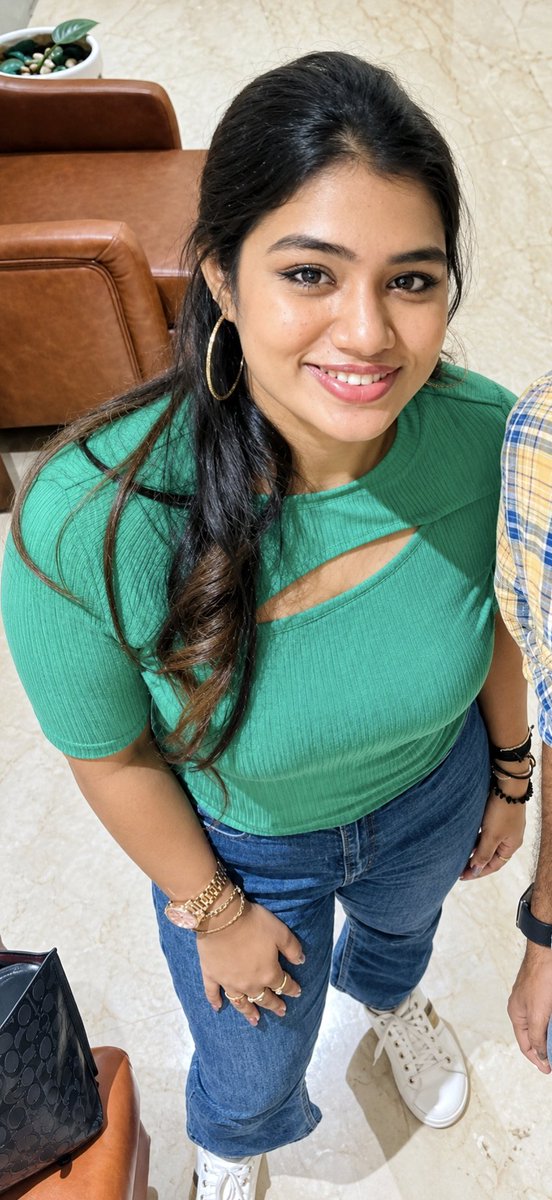 tamilvha's tweet photo. Srinisha👑Enna di mølăi&amp;søøthu ivlo perusu iruku shh🤤Un mølăîyă massage panni mood aaki🥵apdiye un moonju full ah kiss panni kolutha idupa pesanjite køødhila force ah økånům🍌un odambu kulunganum takkunu pinnadi thirupi verithanama oru Kùńdï shot podanum🍑 https://t.co/NBirFkEeAj