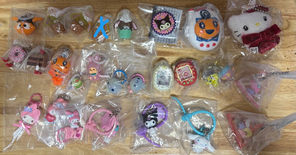 iiisan26's tweet photo. ガチャガチャ　めじるし 交換　買取

【譲】写真　1〜4枚目

【求】定価➕送料➕梱包料50円　＞交換
3点〜でお願いいたします。
※多数お引取頂ける方優先

ヒスミニ サンリオ キティ シュガバニ アンパンマン ディズニー ハロウィン トイストーリー　たまごっち しろうさ クロミ マイメロ https://t.co/PQIbSKtL6z