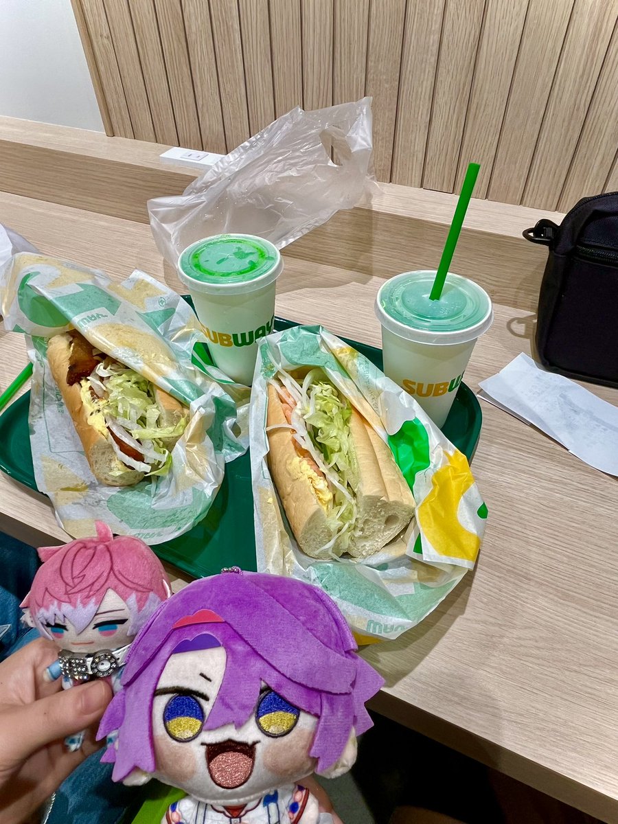 Ree_2457's tweet photo. お友だちと一緒に遊びに行ってきました‼️
これは初めてのサブウェイで撮ったひばれお
めっちゃ美味しかったまた行きたい🤤😋 https://t.co/Pm98tjpre4