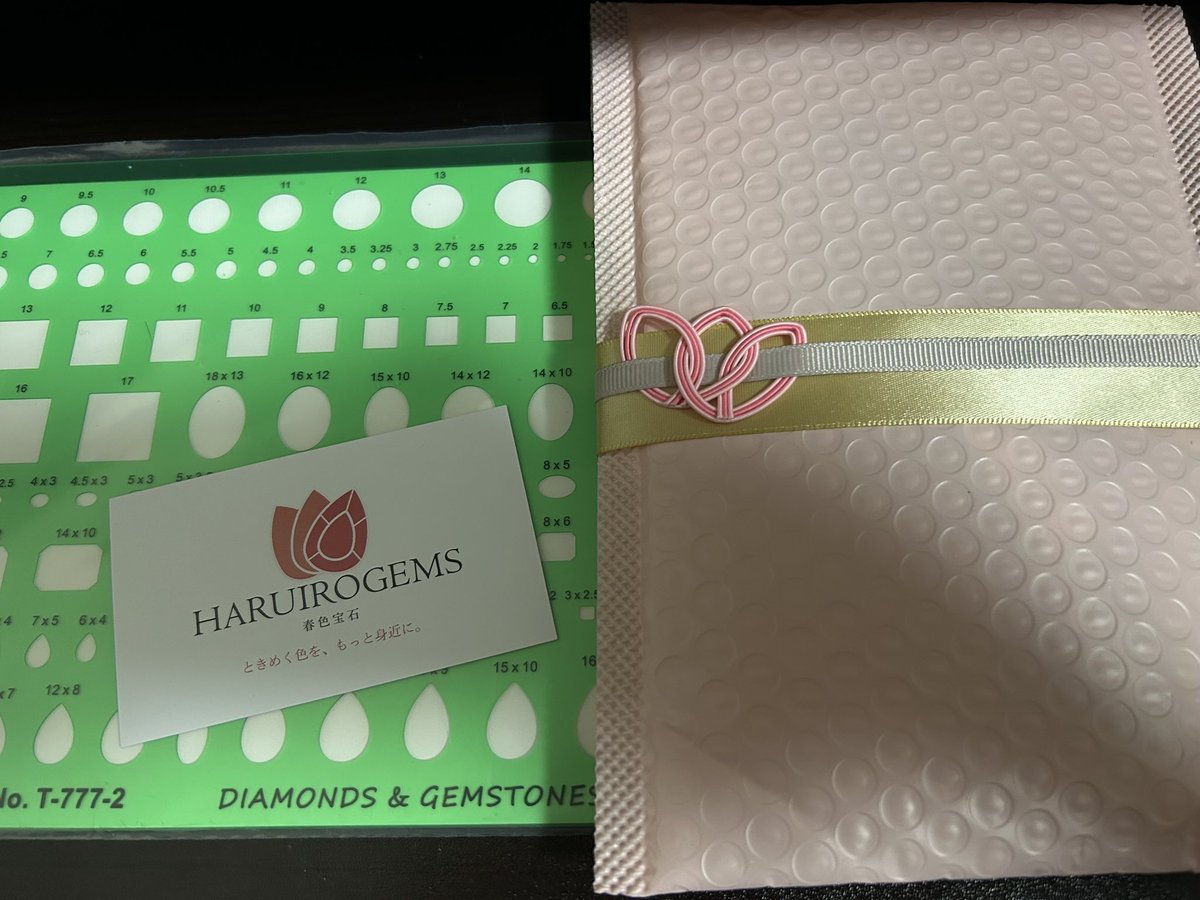 meme_gemlover's tweet photo. HARUIROGEM様@haruirogems より
サイズシェイプ測定テンプレートと、透明なピンセットお迎えしました！
梱包も可愛くてサンゴちゃんもありがとうございます🥰
テンプレートもピンセットも大活躍の予感です✨🙌
クリッカーチャームも欲しい❣️ https://t.co/mcQ83FLSNR