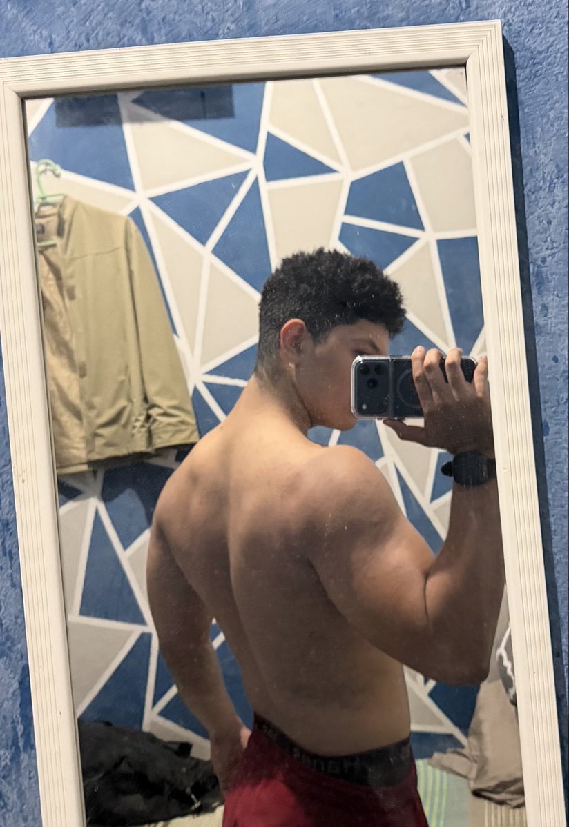 DORIAN227737's tweet photo. Tu tributo alimenta mi cuerpo🔥
Tu humillación alimenta mi ego https://t.co/5i8NAIiiTr