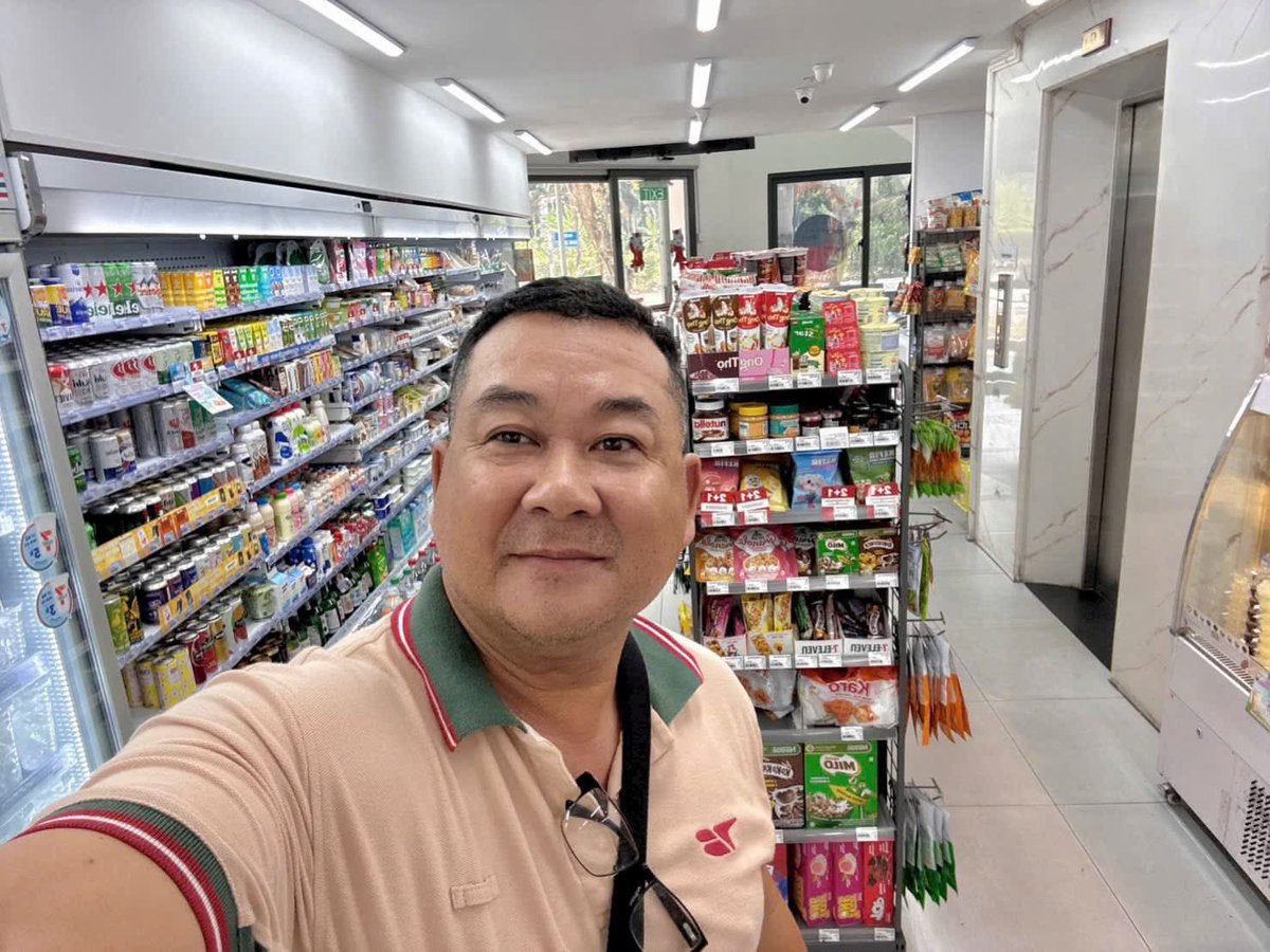 Namnguyen152226's tweet photo. Coa bác nào ăn được ông này chưa, thấy chảnh chảnh https://t.co/KZXiwYgfHz