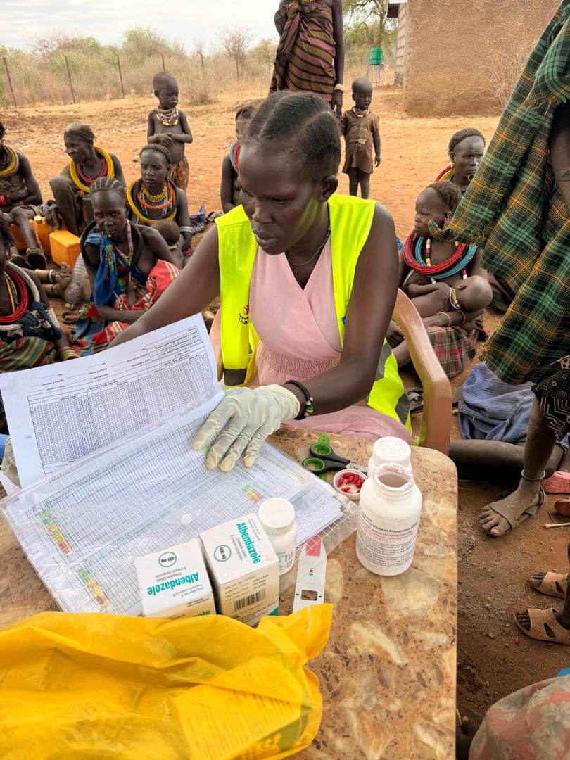 unicefssudan's tweet photo. Every dose of Vitamin A is a small step towards helping children grow healthy, strong &amp;happy. In Kapoeta East County, UNICEF is working with @MoHRSS2011 to give Vitamin A &amp; medicine to protect children from disease &amp;worms. Thanks to partners
SSHF @UNOCHA_Sudan 
@NutritionIntl. https://t.co/iDm87NSRsL
