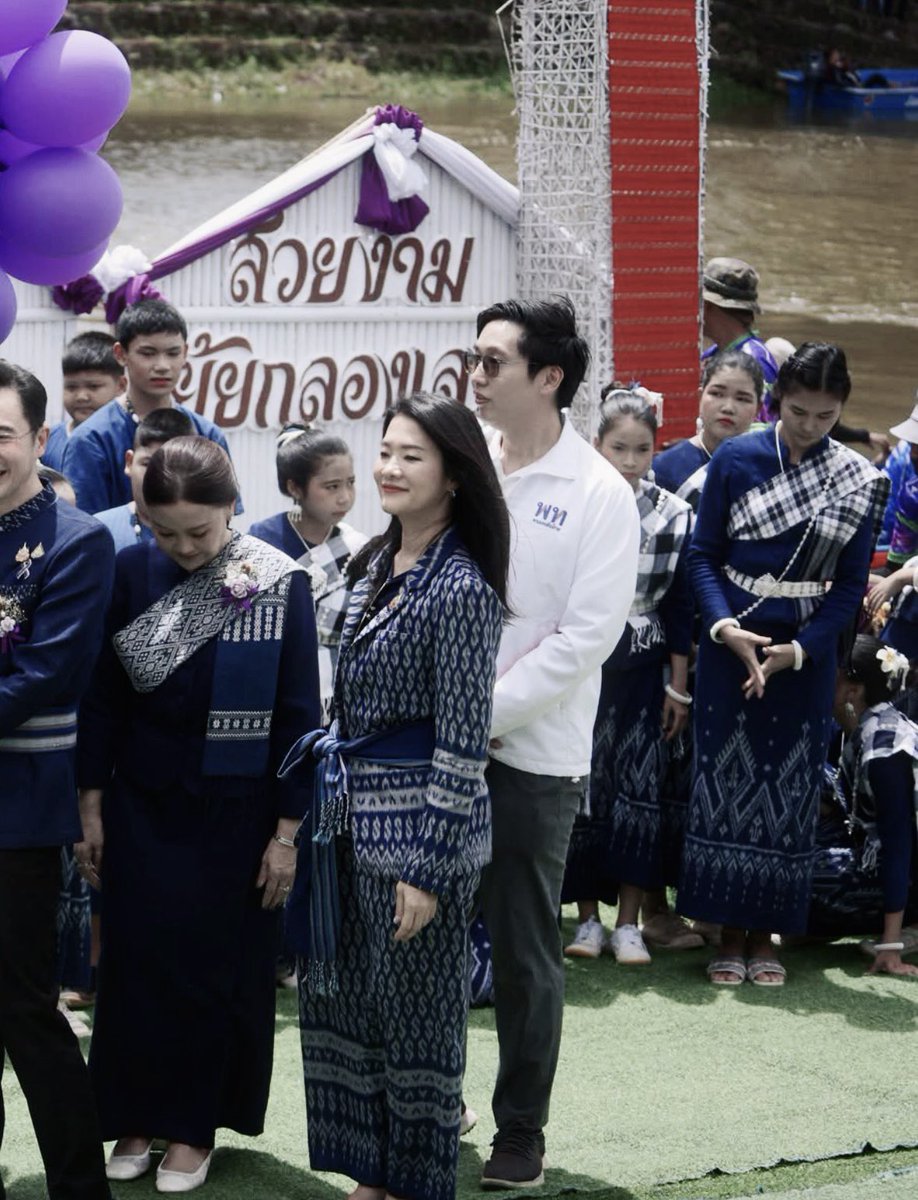 nongchiangmaiii's tweet photo. เป็นแก้วเป็นแสงแท้ ทุกคนดูฟามผมท่าน . . 😭💔 https://t.co/0e5mtznyTd
