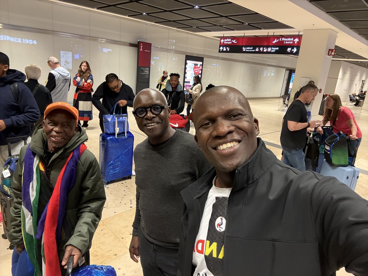 MosesRutahigwa's tweet photo. We finally met Johannes Mosehla, Comrades Marathon's oldest finisher. At 84 years old, the man from Limpopo is here for the 2026 BMW Berlin Marathon. Such a humbling moment, and so many lessons to reflect on. I will leave HM @Rkabushenga to tell the whole story. https://t.co/ateupwuPJt