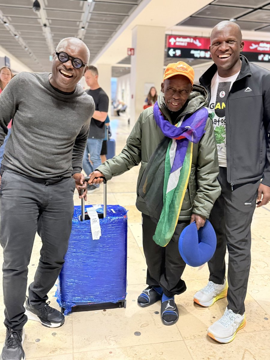 MosesRutahigwa's tweet photo. We finally met Johannes Mosehla, Comrades Marathon's oldest finisher. At 84 years old, the man from Limpopo is here for the 2026 BMW Berlin Marathon. Such a humbling moment, and so many lessons to reflect on. I will leave HM @Rkabushenga to tell the whole story. https://t.co/ateupwuPJt