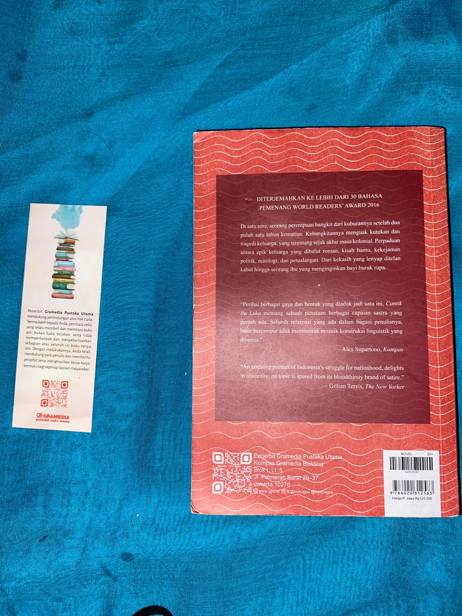 annaqilla4's tweet photo. WTS cantikk itu lukaaa 
#prelovednovel #novel #cantikituluka #cantikitulukaekakurniawan #prelovedbuku https://t.co/exm9TYAG1f