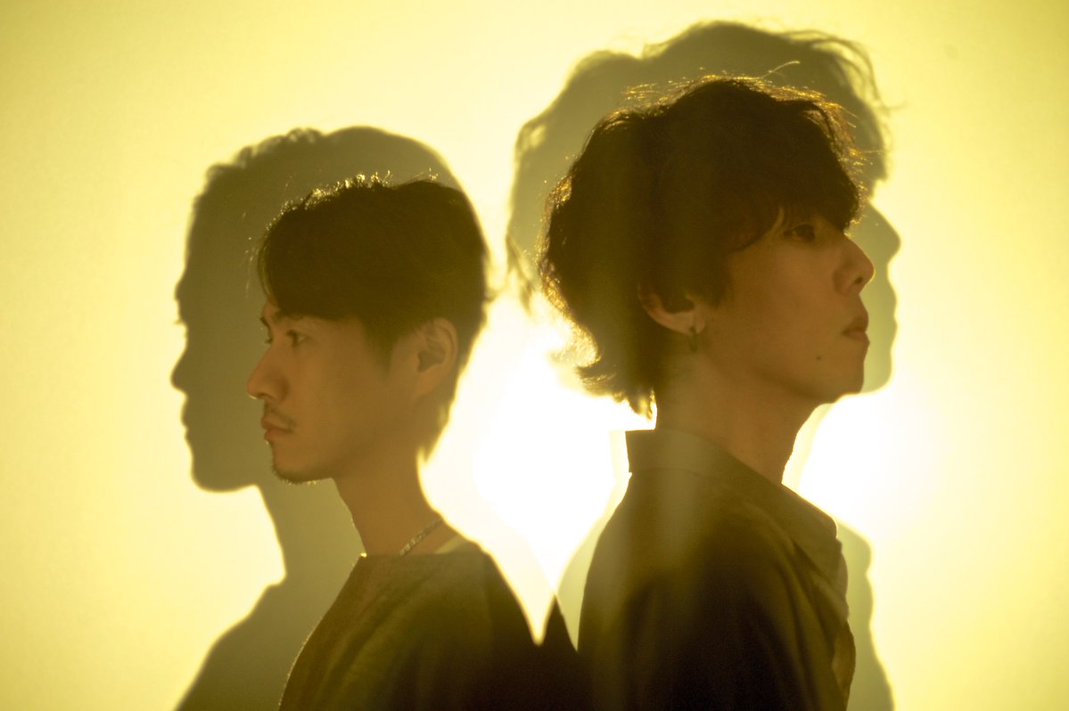RADWIMPS's tweet photo. ■━━━━━━━━━━━━━━━━━■
  新曲「夕星-ゆうづつ-」10/2配信決定！
  ジャケットビジュアル、
  新アーティスト写真公開！
  Pre-save/Pre-add実施中！
■━━━━━━━━━━━━━━━━━■　

新曲「夕星-ゆうづつ-」(映画『汝、星のごとく』主題歌)、10/2(金)デジタルリリース決定＆ジャケットビジュアル、新アーティスト写真公開！
本日よりApple MusicとSpotifyではPre-add / Pre-saveもスタートしました。
ぜひ設定してリリースをお楽しみに！

New song "Yuzutsu" (theme song of film "You, Like a Star") is confirmed for digital release on Oct. 2nd and the cover art and the band's new photo has now been revealed!
Pre-add/Pre-save now!

https://t.co/nJGmtA4kck

#RADWIMPS
#夕星
#Yuzutsu
#汝星のごとく
@nanji_movie