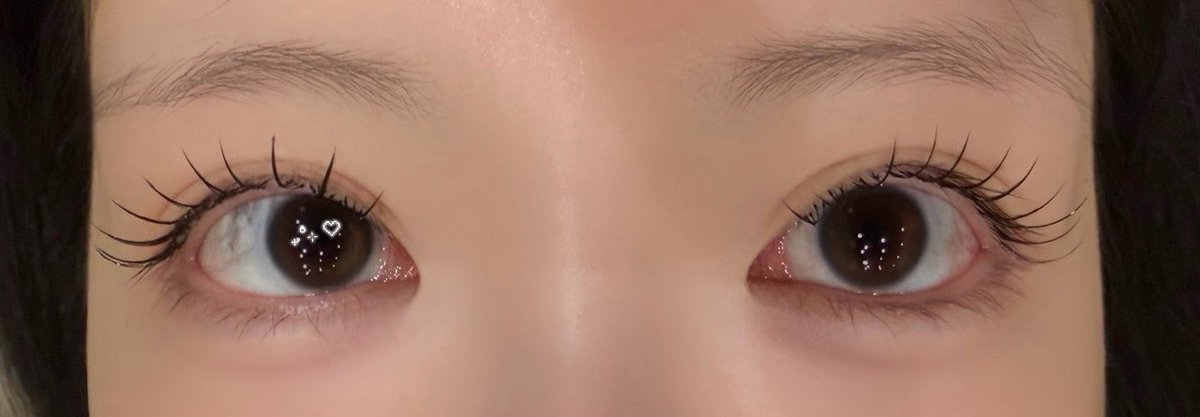 IIo2Is2's tweet photo. マツエクしてきた👀🎀 前回ダブルだったからめちゃくちゃ薄っ ってなったけどこれはこれでいいかもT ˙̫ T♡ https://t.co/jPbtrxuwrA