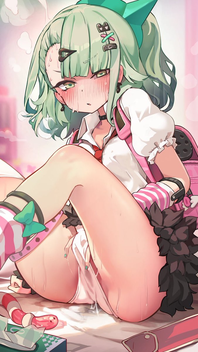 Meloettaldhi's tweet photo. No one will know what she does if it's early enough right? https://t.co/05BpD6gqzG
