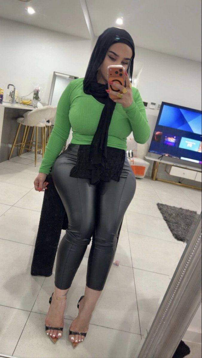 Amillzbank's tweet photo. Let’s chat and cuck each other no limits for irls and family. M punjabi here no limits dirty chat. #nolimits #punjabi #NRI #desi #ukpaki #uk #canada #thots #indian #london #birmingham #toronto #irls https://t.co/QtAhz5fYho