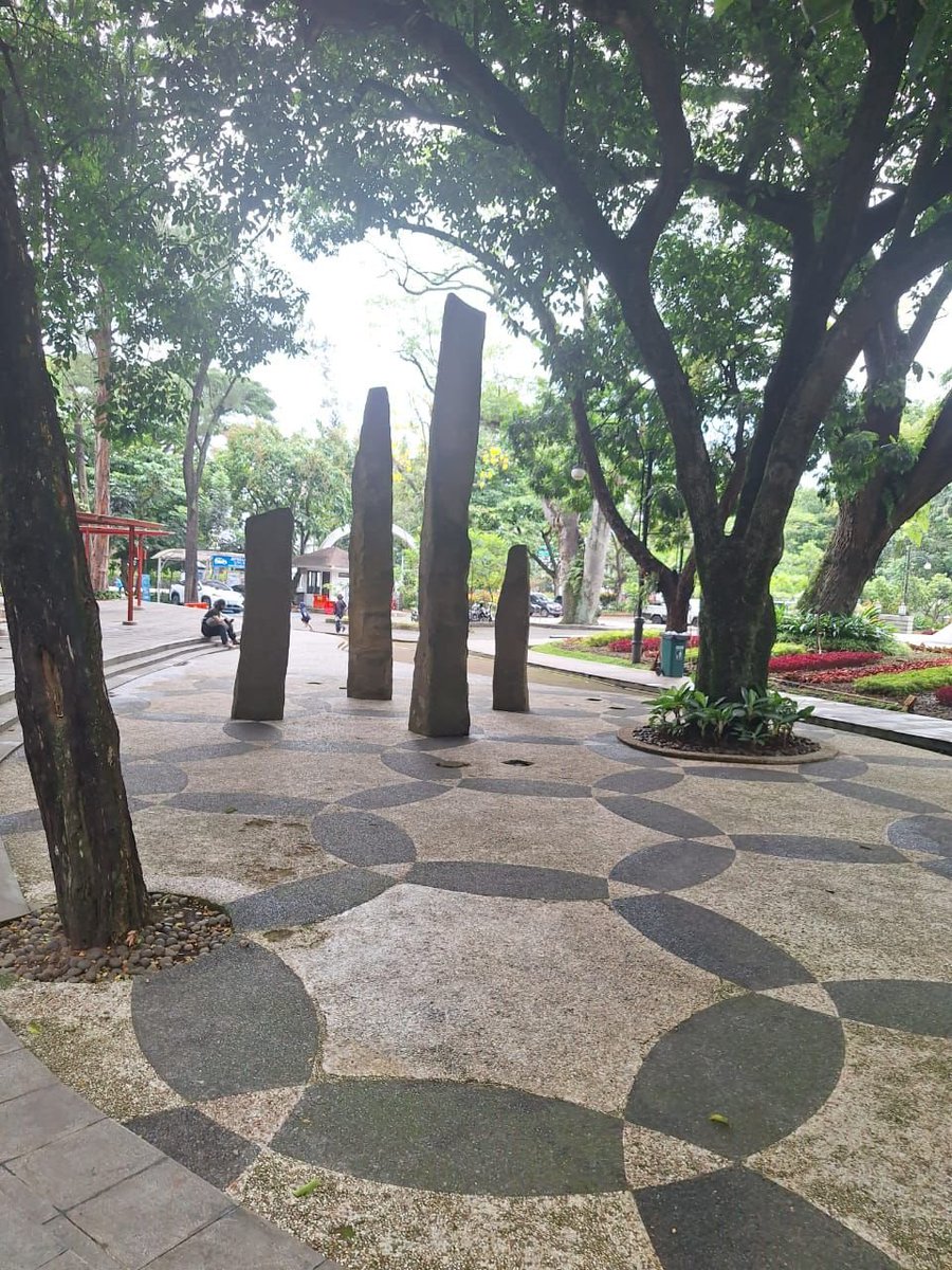 rzclette's tweet photo. Abis back up second WA trs ke save foto keramat ini https://t.co/rwHRm1GDn2