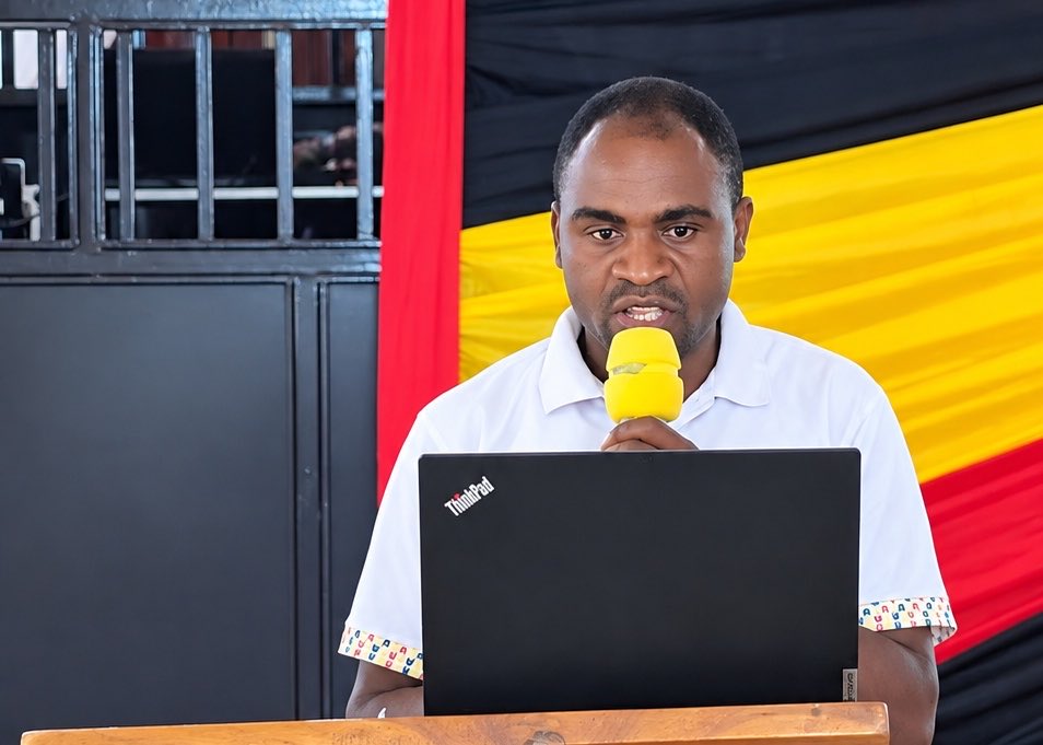 SiphoUganda's tweet photo. Only about 44% of local revenue collection is currently electronic. We are calling for modernised and streamlined revenue systems to improve registration, collection, transparency and reconciliation across local governments.
#LocalGOVT27
#KnowYourBudget27
#TenfoldGrowth https://t.co/O2RTkrCq4e